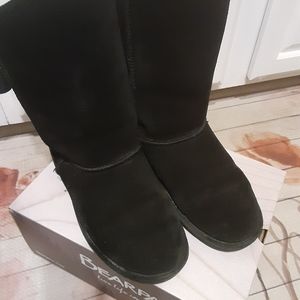 BEARPAW black boots